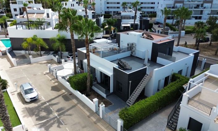 Image No.3-2 Bed Villa for sale