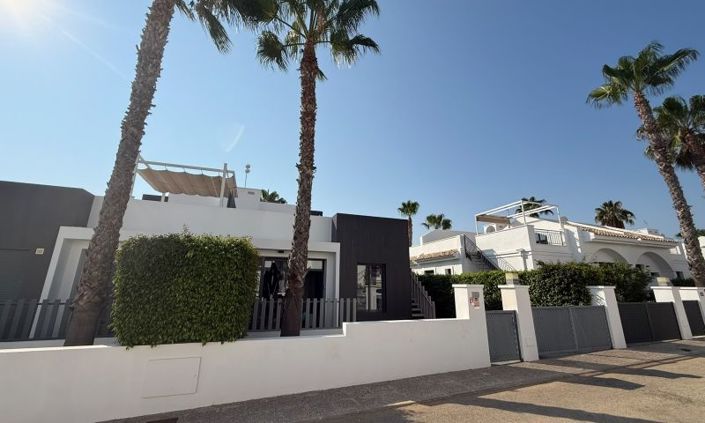 Image No.37-2 Bed Villa for sale