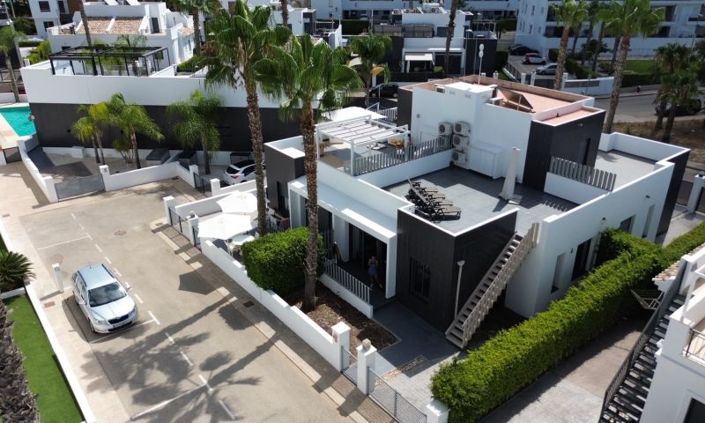 Image No.7-2 Bed Villa for sale