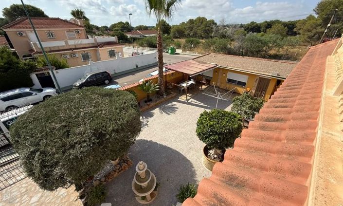 Image No.18-Villa de 5 chambres à vendre à Pinar de Campoverde