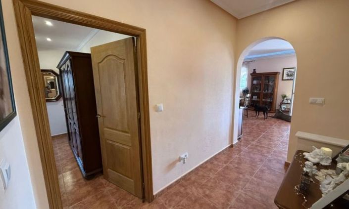 Image No.26-5 Bed Villa for sale