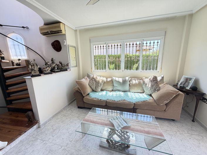 Image No.10-4 Bed Villa for sale