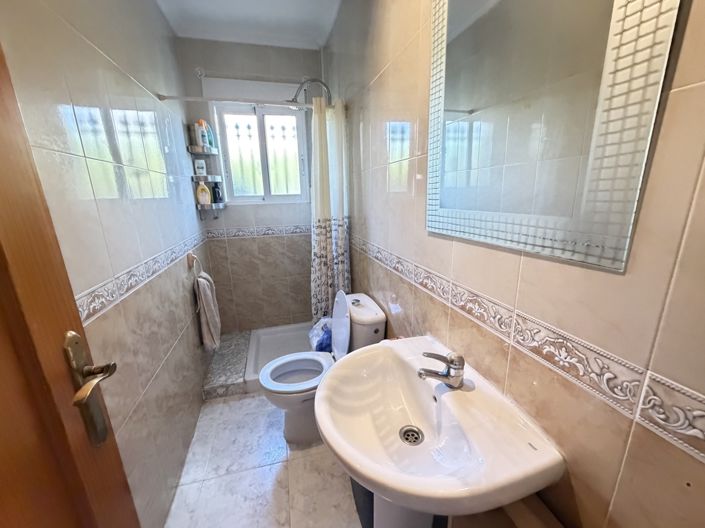 Image No.15-4 Bed Villa for sale