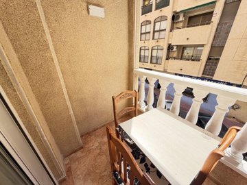 16145img3932