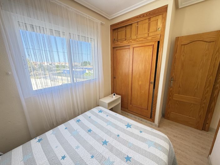 Image No.16-3 Bed Townhouse for sale
