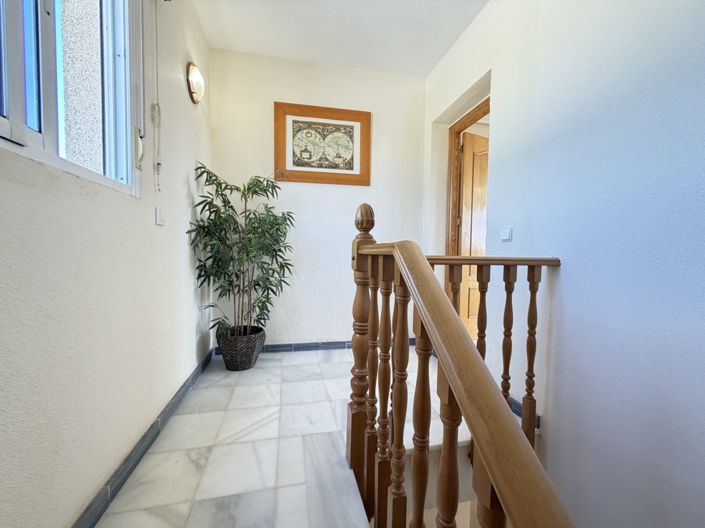 Image No.22-3 Bed Townhouse for sale