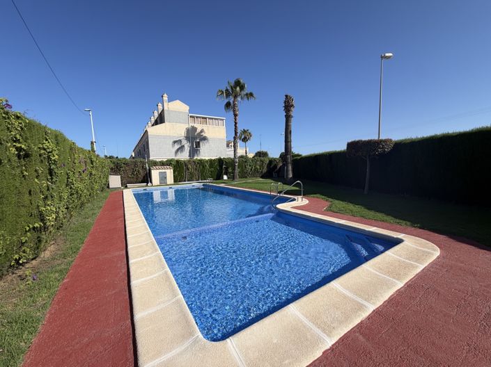 Image No.29-3 Bed Townhouse for sale