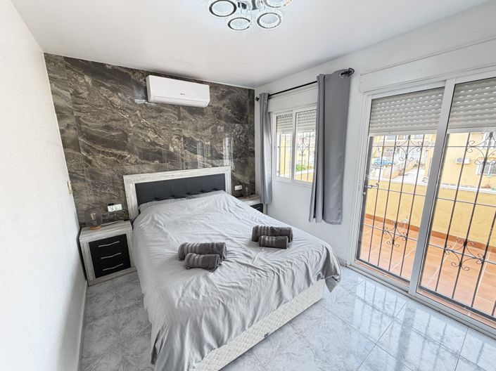 Image No.11-4 Bed Villa for sale