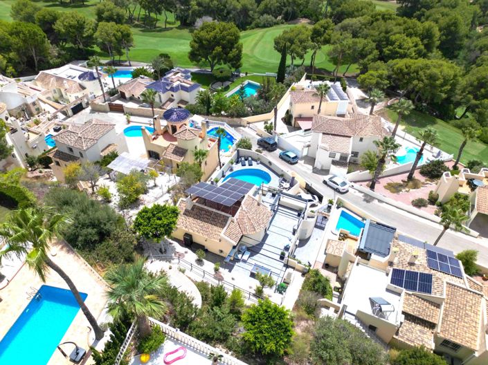 Image No.3-3 Bed Villa for sale