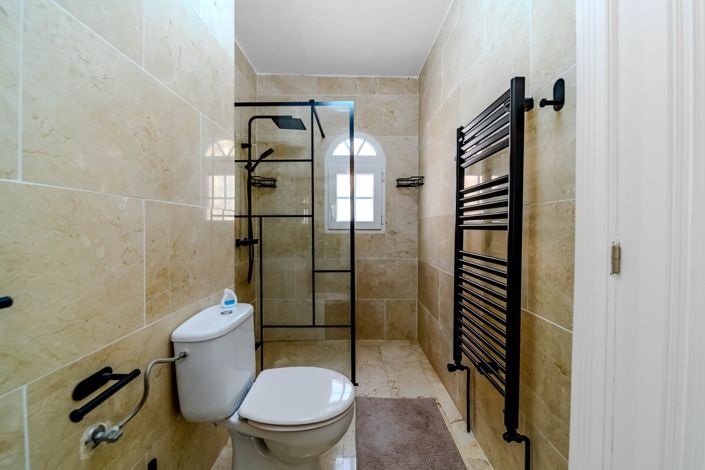 Image No.39-3 Bed Villa for sale