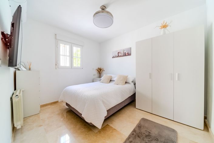 Image No.42-3 Bed Villa for sale