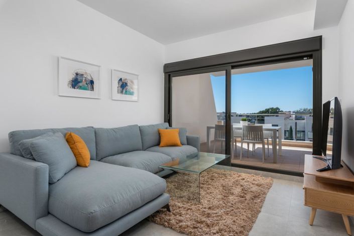 Image No.17-2 Bed Apartment for sale