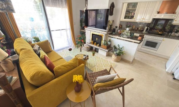 Image No.21-3 Bed Apartment for sale