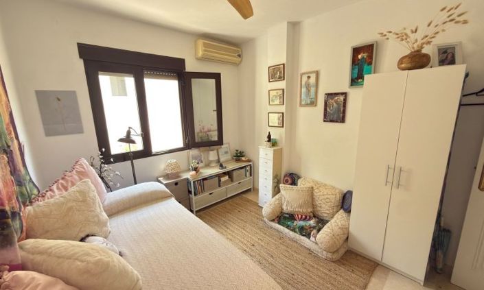 Image No.38-3 Bed Apartment for sale