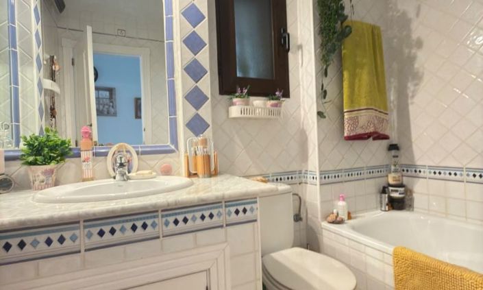 Image No.39-3 Bed Apartment for sale