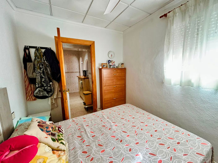 Image No.14-3 Bed Townhouse for sale