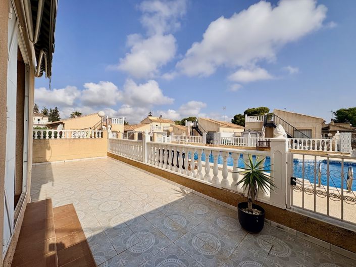 Image No.30-4 Bed Property for sale