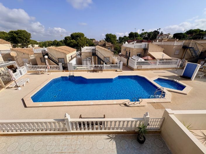 Image No.35-4 Bed Property for sale
