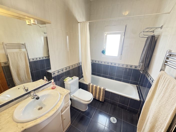 Image No.19-5 Bed Villa for sale