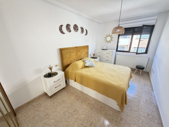 Image No.3-3 Bed Apartment for sale