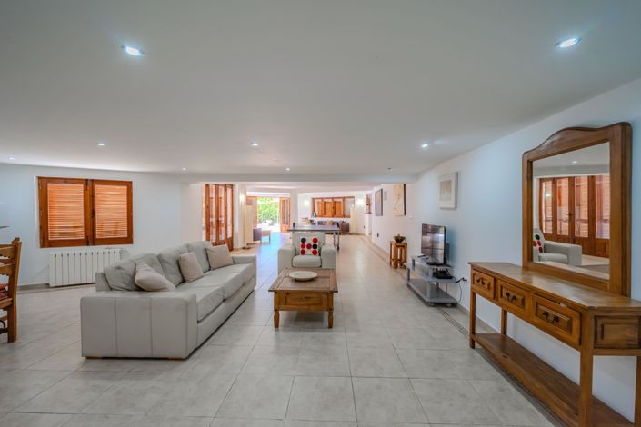Image No.38-4 Bed Villa for sale