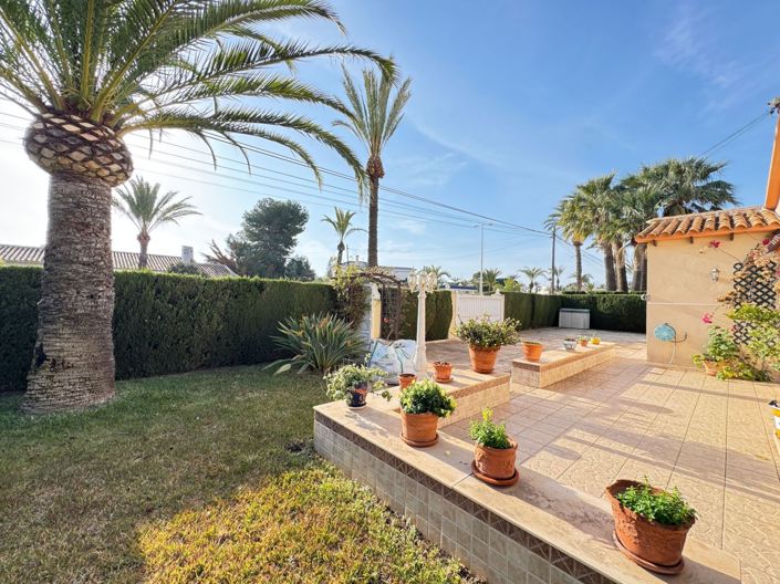 Image No.18-3 Bed Villa for sale