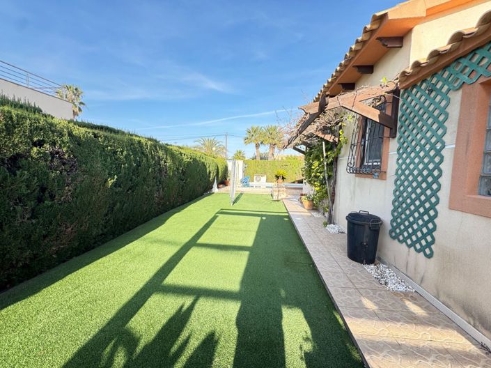 Image No.24-3 Bed Villa for sale