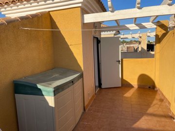16101photo202511181414481