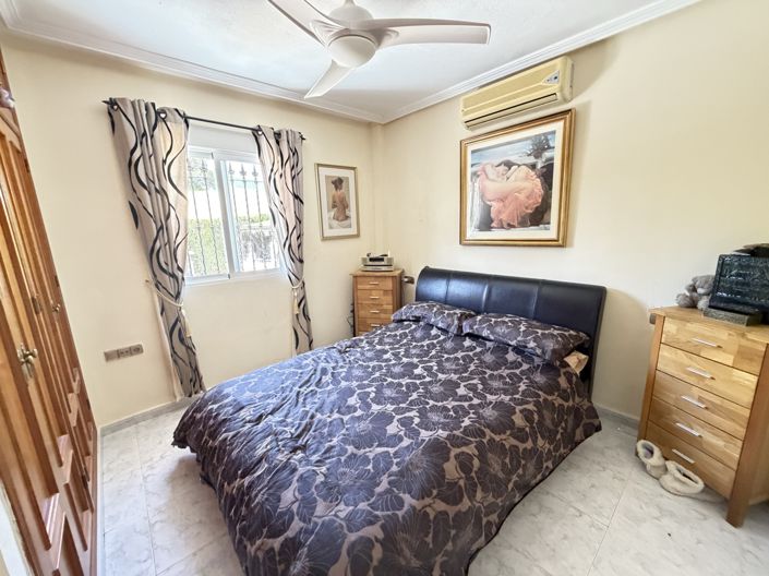 Image No.13-4 Bed Villa for sale