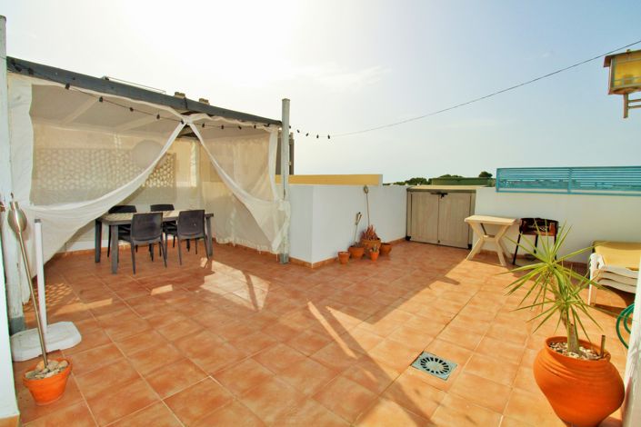 Image No.20-2 Bed Apartment for sale