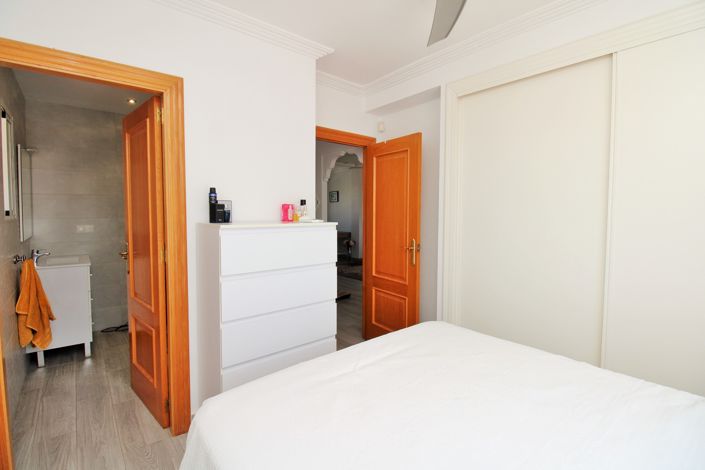 Image No.15-2 Bed Apartment for sale