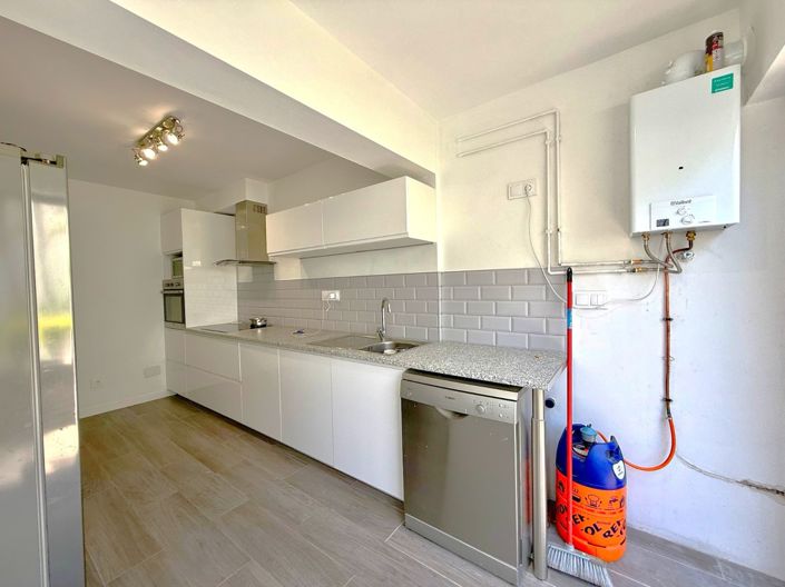 Image No.7-3 Bed Townhouse for sale