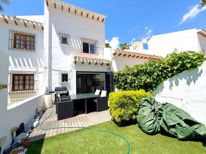 Image No.9-3 Bed Townhouse for sale