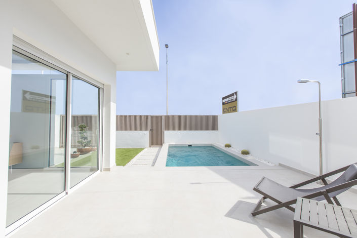 Image No.2-3 Bed Villa for sale