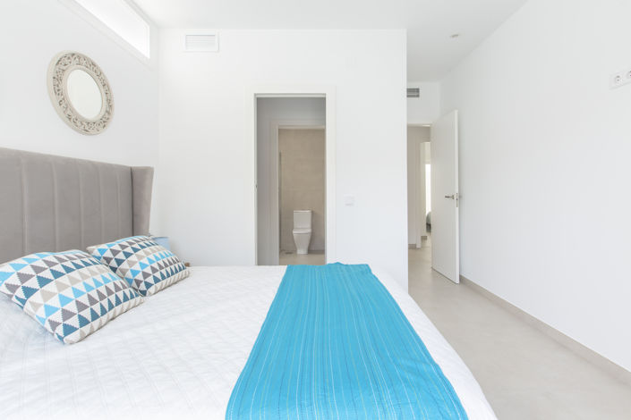 Image No.20-3 Bed Villa for sale