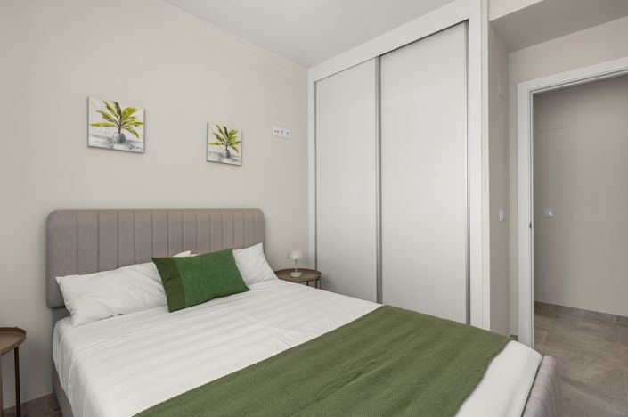 Image No.16-2 Bed Apartment for sale