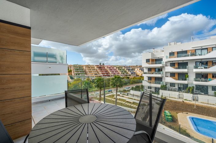 Image No.18-2 Bed Apartment for sale