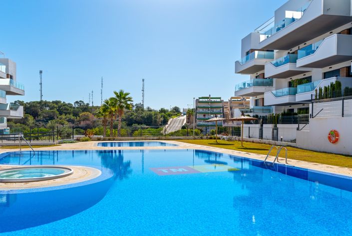 Image No.24-2 Bed Apartment for sale