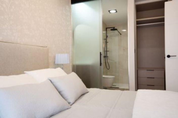 Image No.25-3 Bed Apartment for sale