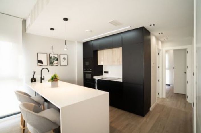 Image No.6-3 Bed Apartment for sale