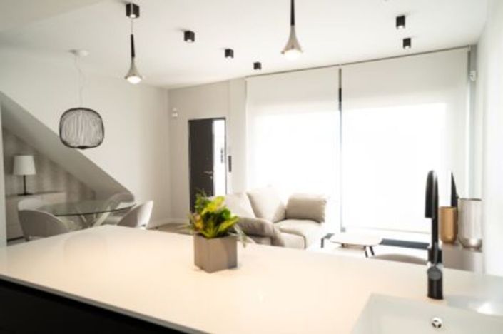 Image No.8-3 Bed Apartment for sale