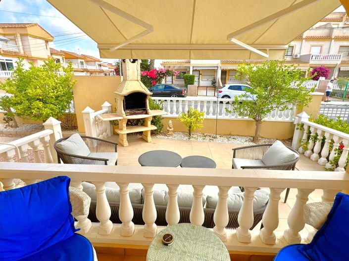 Image No.7-Villa de 3 chambres à vendre à Orihuela Costa