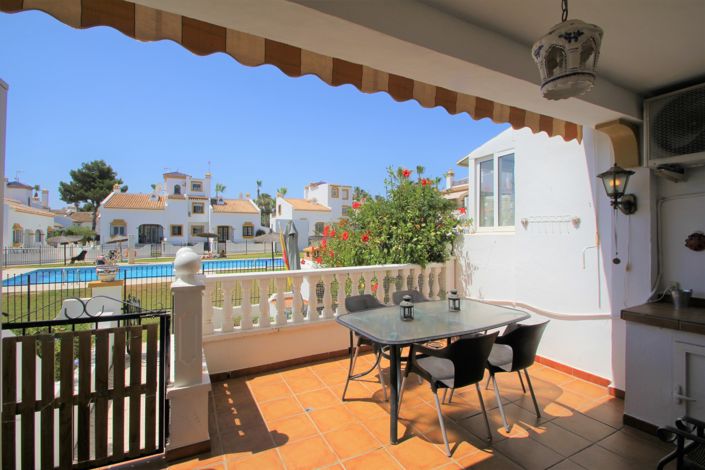 Image No.2-3 Bed Townhouse for sale