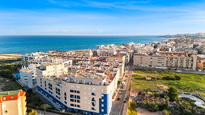 Image No.3-Appartement de 2 chambres à vendre à Torrevieja