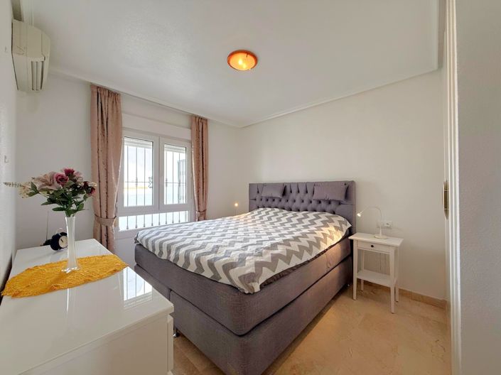Image No.8-2 Bed Apartment for sale