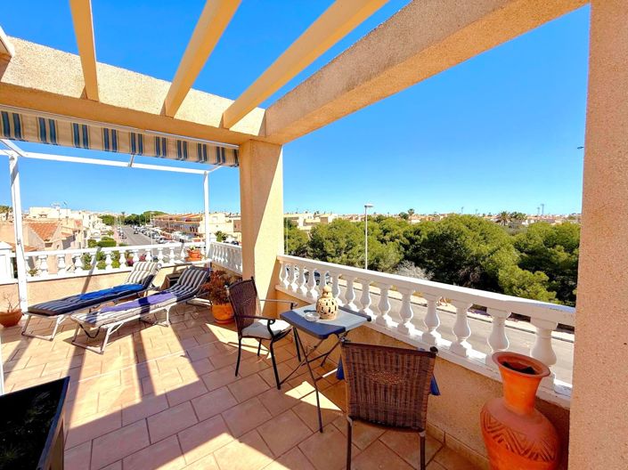 Image No.2-Appartement de 2 chambres à vendre à Orihuela Costa