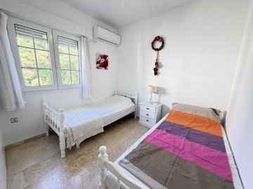 16195img1444