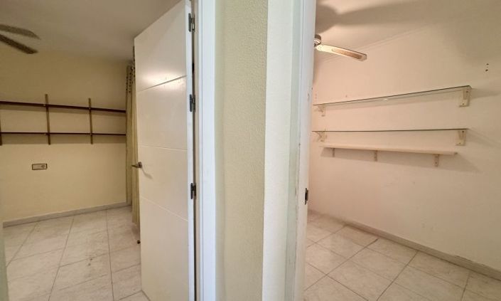 Image No.12-3 Bed Apartment for sale