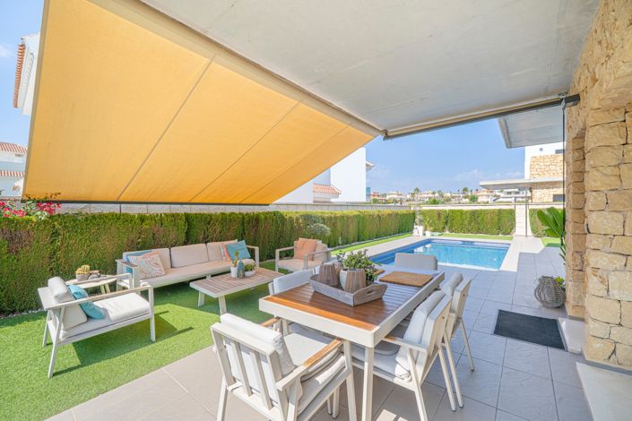 Image No.40-3 Bed Villa for sale