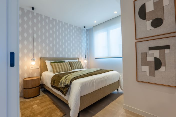Image No.10-3 Bed Apartment for sale